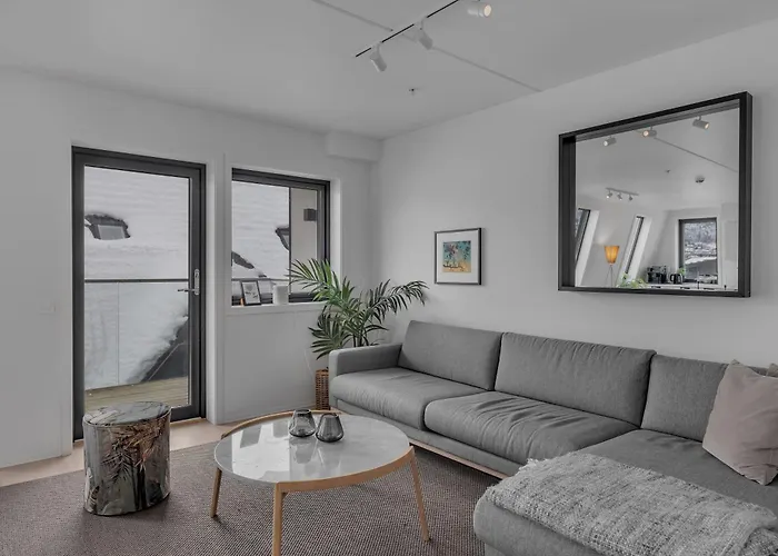 Northstay - Skyline L Penthouse L Center 公寓